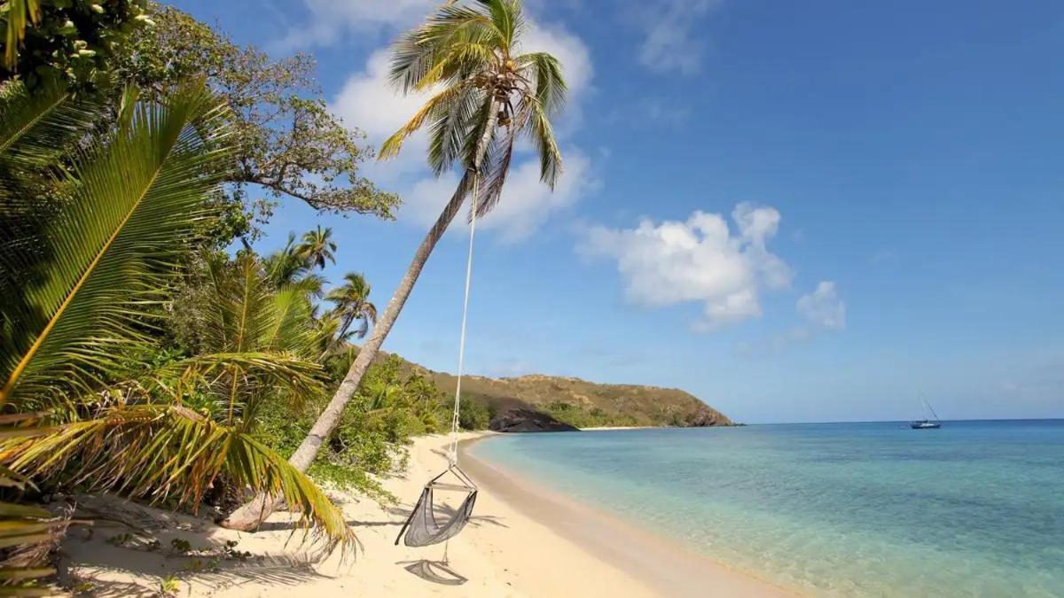 White Sandy Beach-Best Manta Snorkeling Tethi 외부 사진